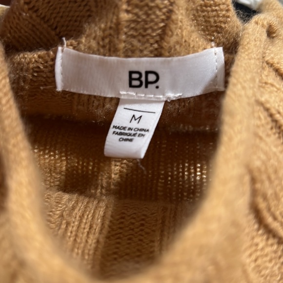 Sweater Dress 👗 - Picture 3 of 5